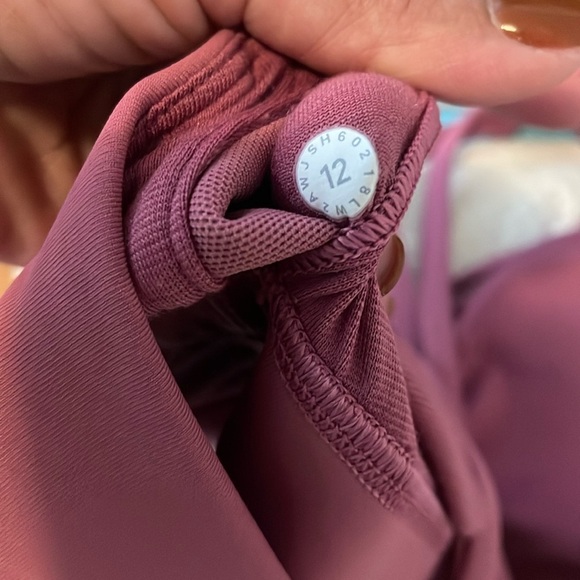 Lululemon athletic crop top women’s - Picture 4 of 8